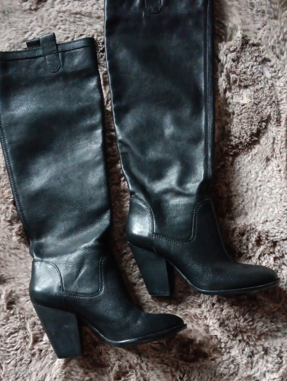 Black Leather Knee-High Heeled Boots